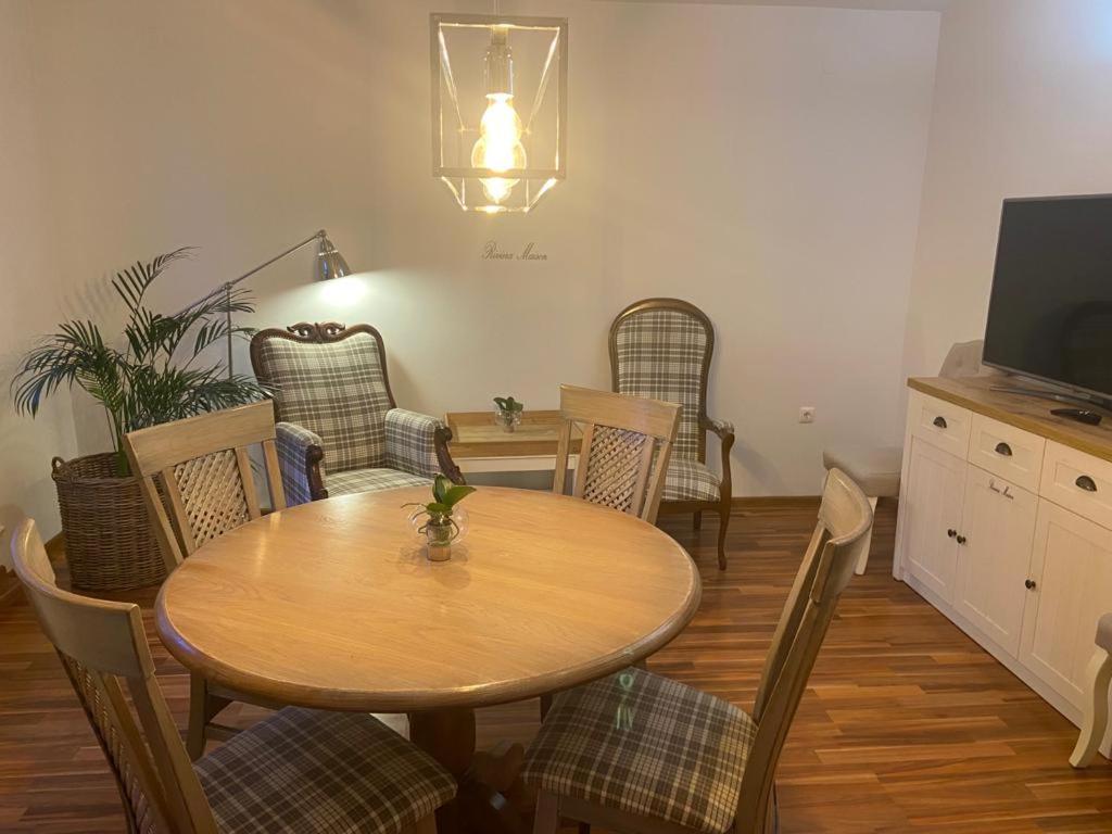 Lux Plus Apartament Chodziez, Zwyciestwa 13 Экстерьер фото