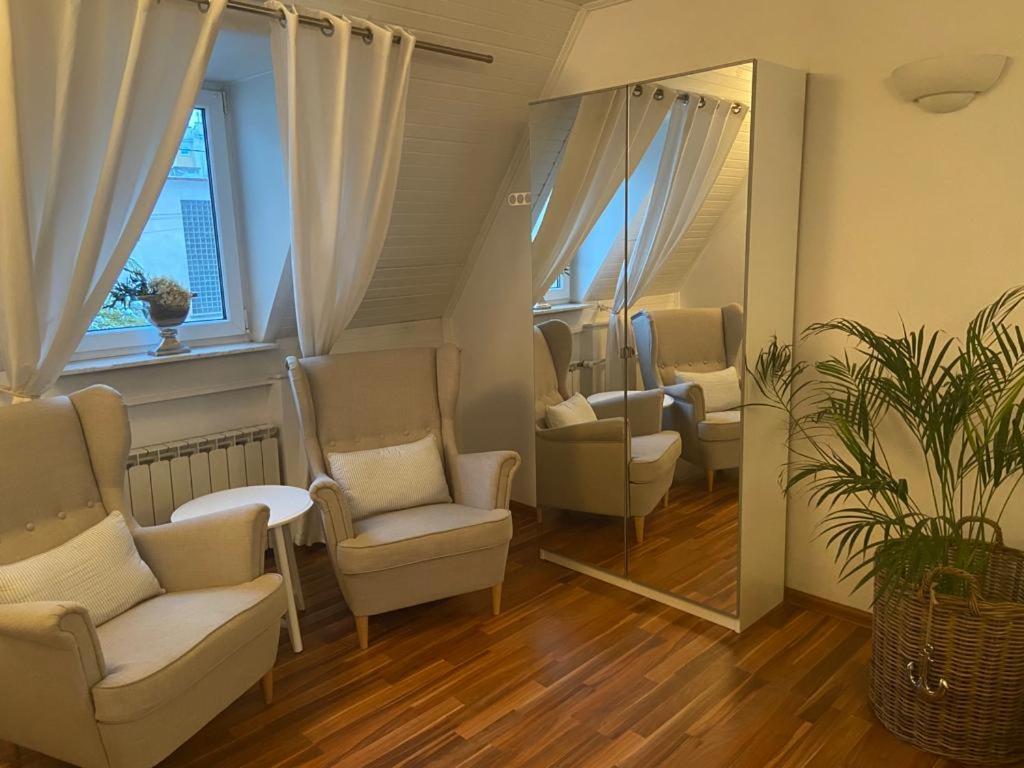 Lux Plus Apartament Chodziez, Zwyciestwa 13 Экстерьер фото